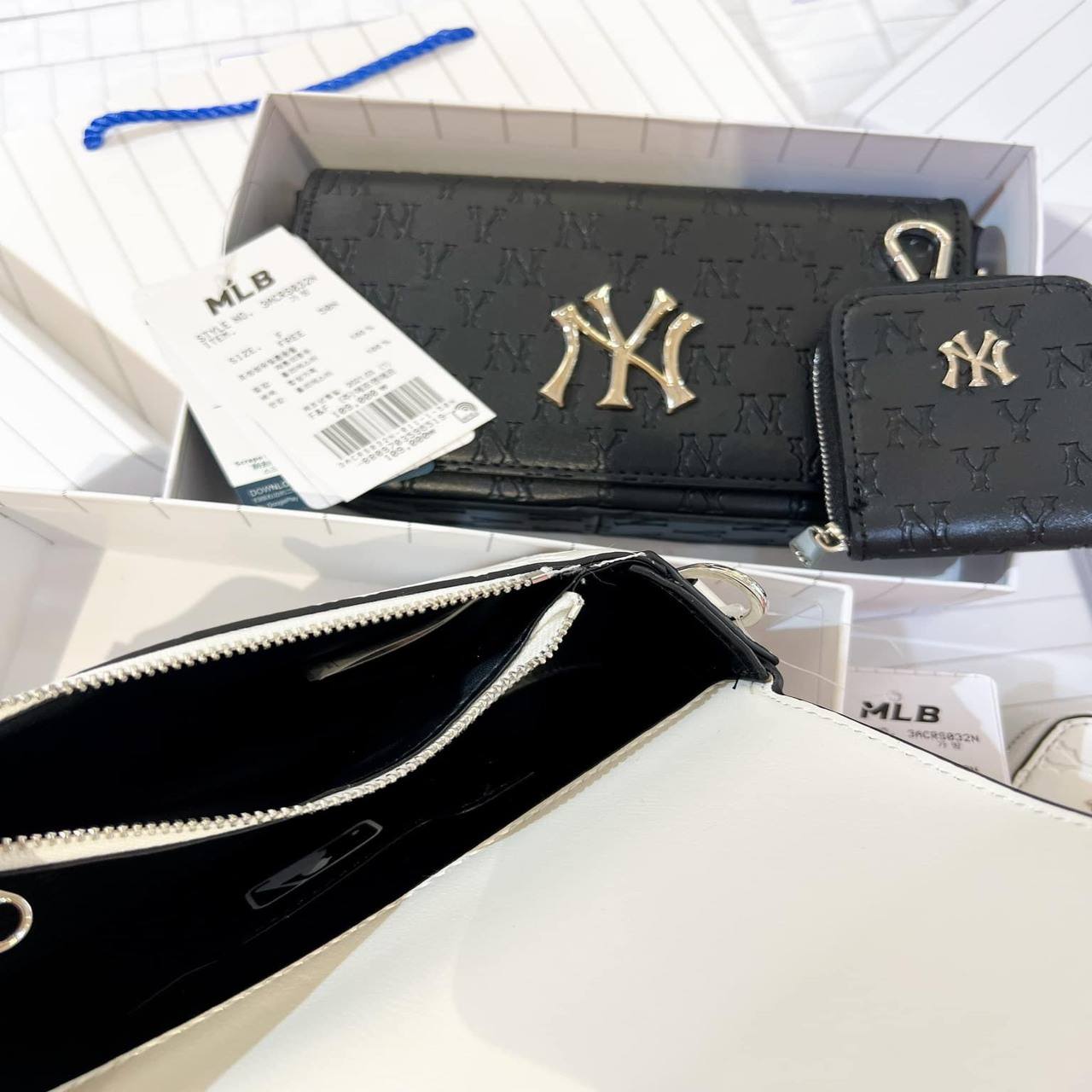 Túi Đeo Chéo MLB Monogram Hoodie Bag NY Yankees 28 Túi Đeo Chéo MLB NY Yankees Đen